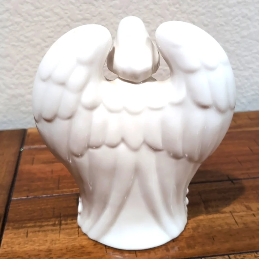 Avon Porcelain Praying Angel Clock For Table Top or Shelf